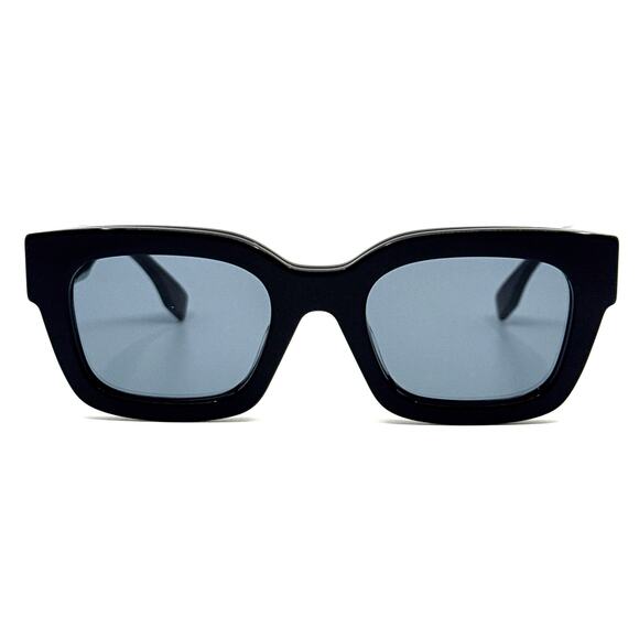 New, FENDI Sunglasses FE40119F 01V Authentic - Picture 2 of 12